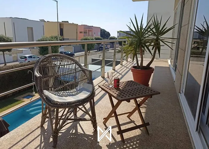 Mystay - Luisa Vila do Conde